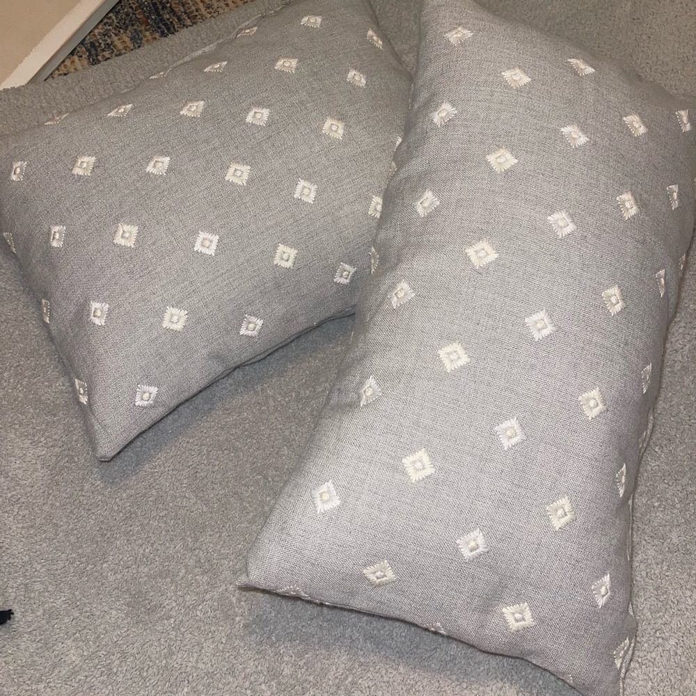 COUCH PILLOWS